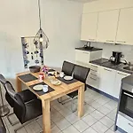 شقة Nordheimstrasse-150-wohnung-2