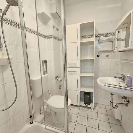 Nordheimstrasse-150-wohnung-2 Apartamento *